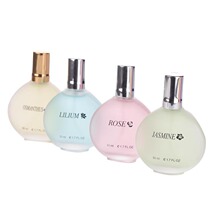 光耀新生｜华硕灵耀x Intel首登北京时装周T台，大“秀”时尚精品美学
